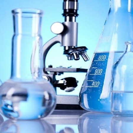 Des appareils de laboratoire pour analyser les polluants de l'air intérieur